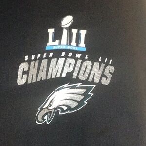 Gildan 1/4 zip NFL Philadelphia Eagles shirt